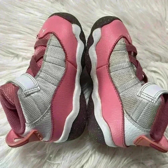 JORDAN 6 RINGS TD CORAL CHALK SHOES - Picture 5 of 15